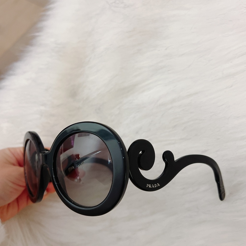 Prada sunglasses 27NS black